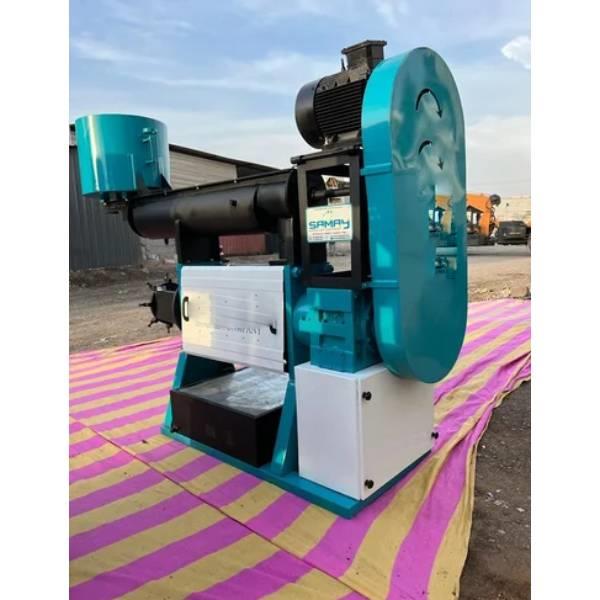 6 Bolt Mini Oil Expeller Machine