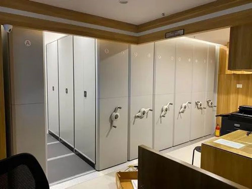 Compact Storage Machine