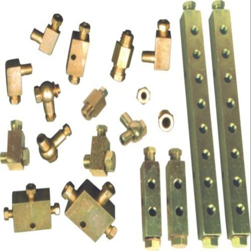 Motorized Lubrication Fitting, 380 Cm3