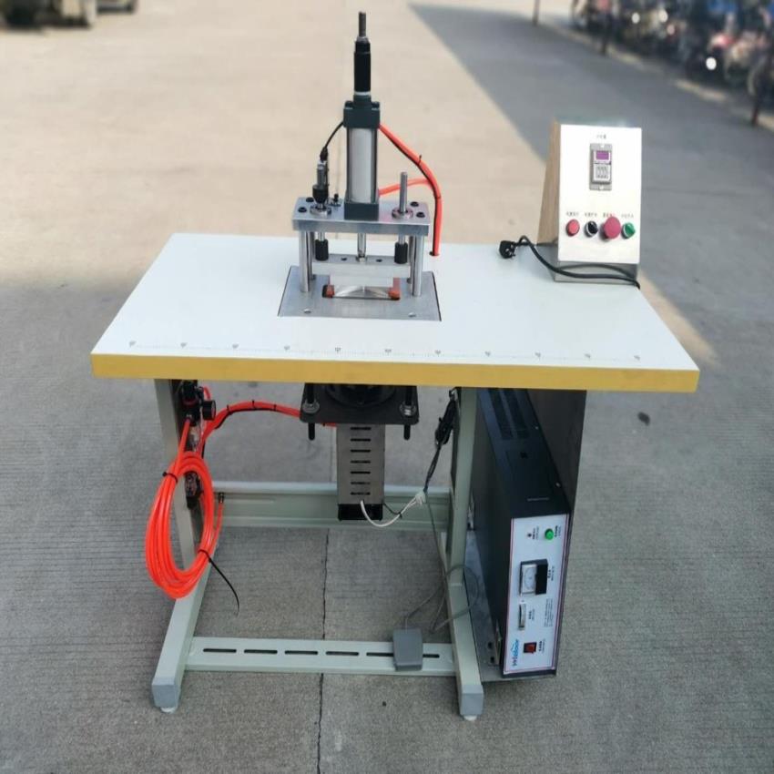 N95 Mask Edge Banding Machine, Automatic