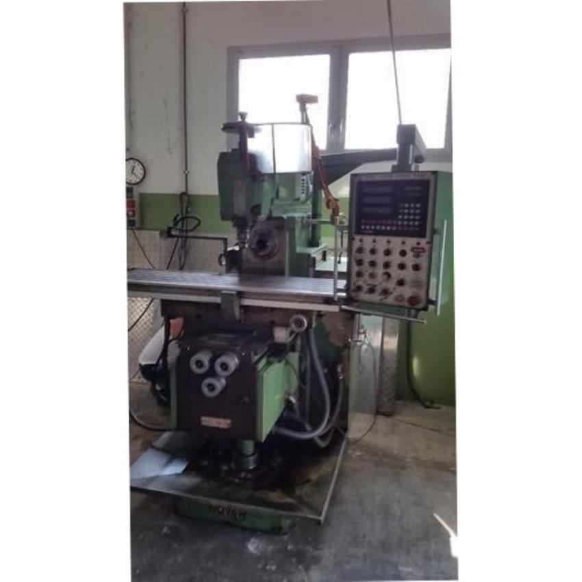 Novar 1500 KTO Universal Milling Machine