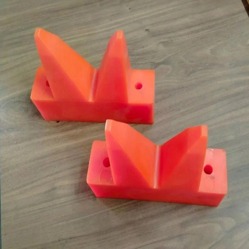 Orange PP Moulded V Block, 150x95x75 mm