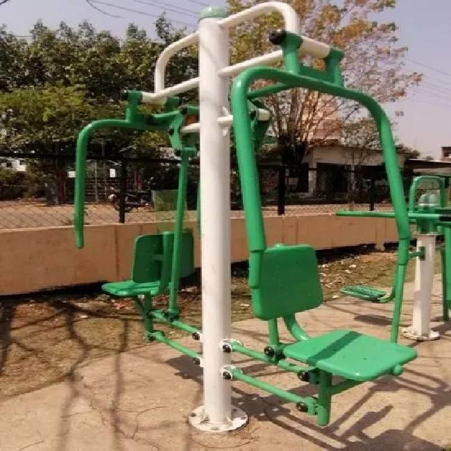Outdoor Gym Dual Chest Press Machine