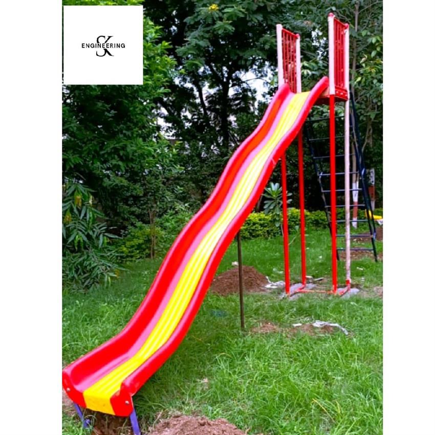 Outdoor Wave Slide (9ft)