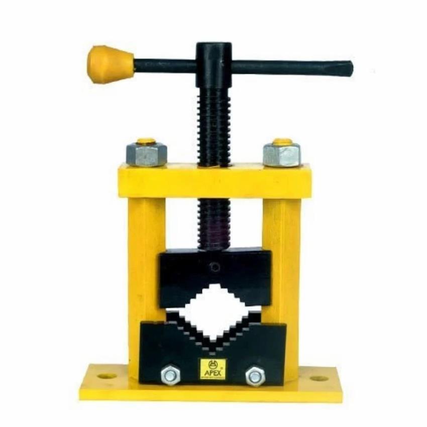 Pipe Holder (TNEI Make), 4 Inch