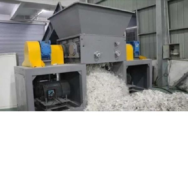 Plastic Bags Shredding Machine