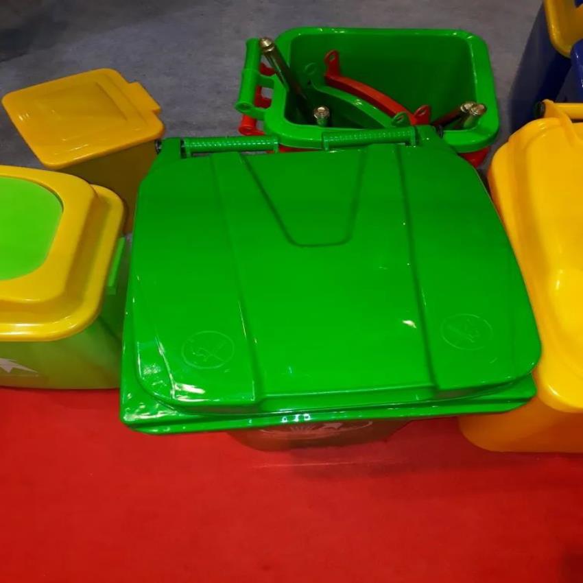 Multi-Color Virgin Plastic Flip Trash Bin