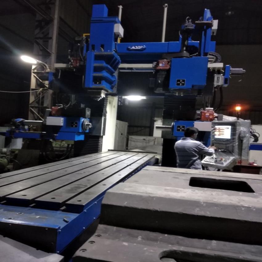 Parvati Universal CNC Plano Miller