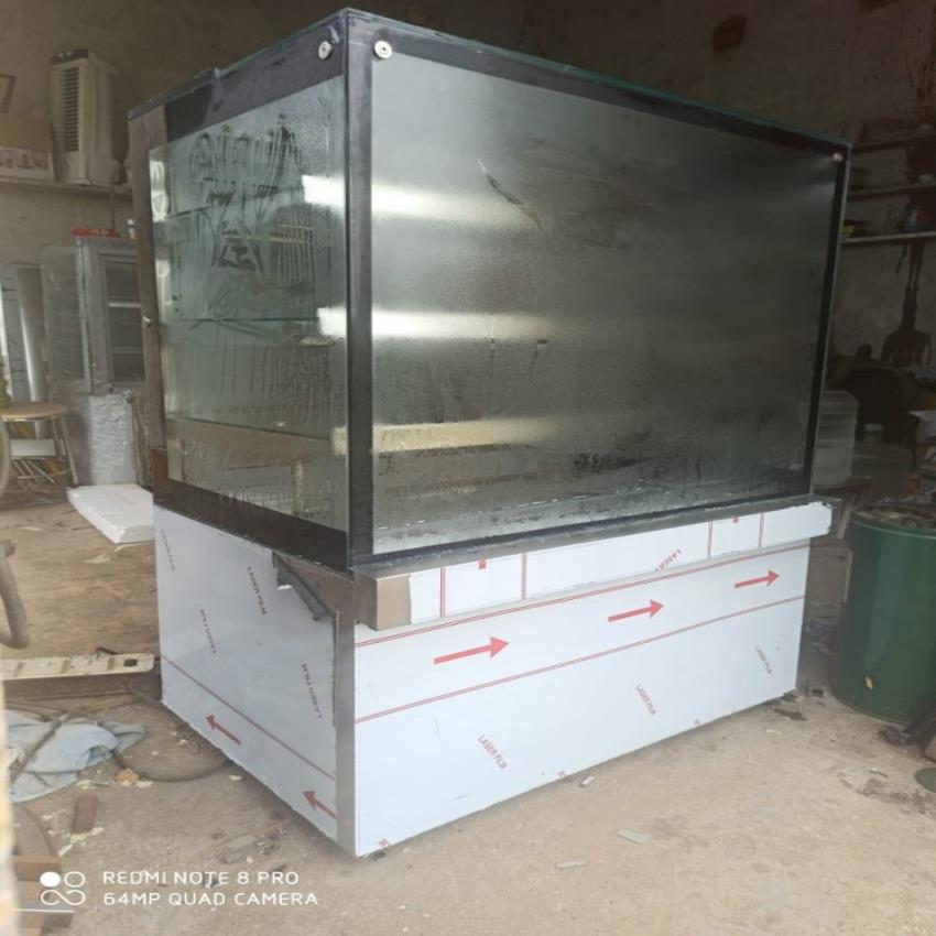 Pooja refrigiration Clear Cooling Display Counter