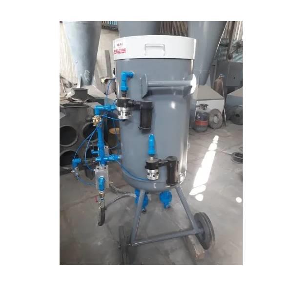 Portable Sandblasting Device