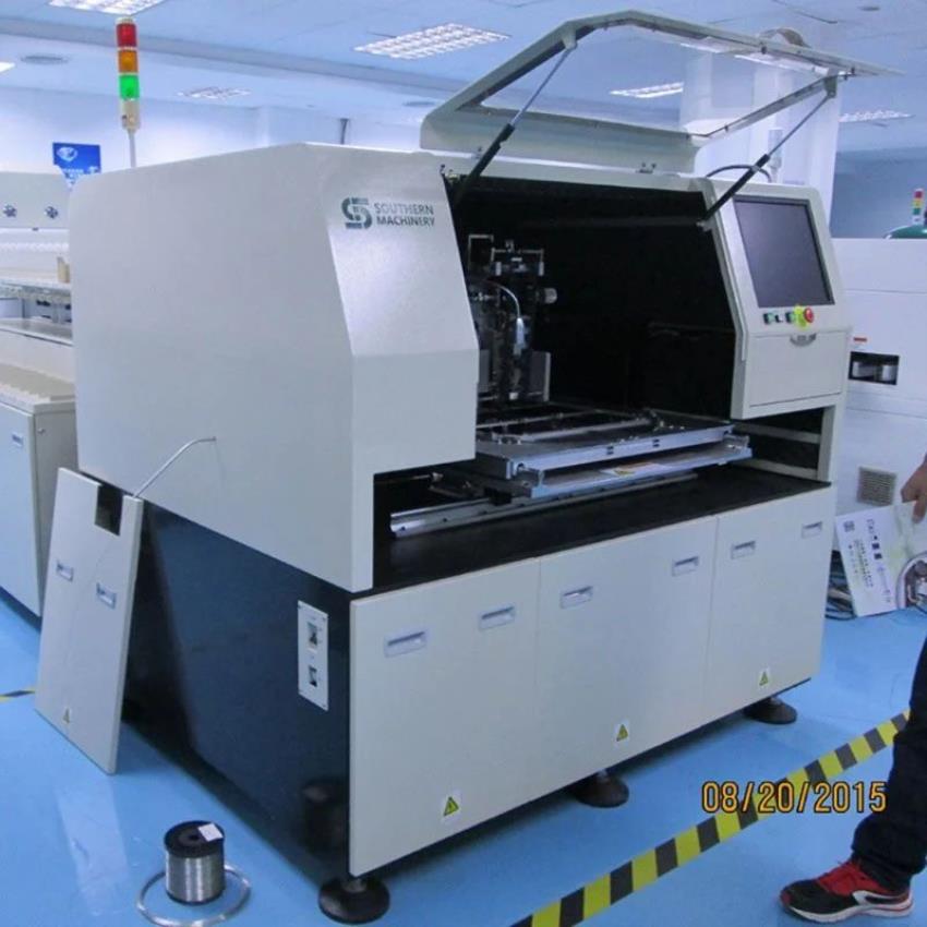 Radial Component Inserter Machine