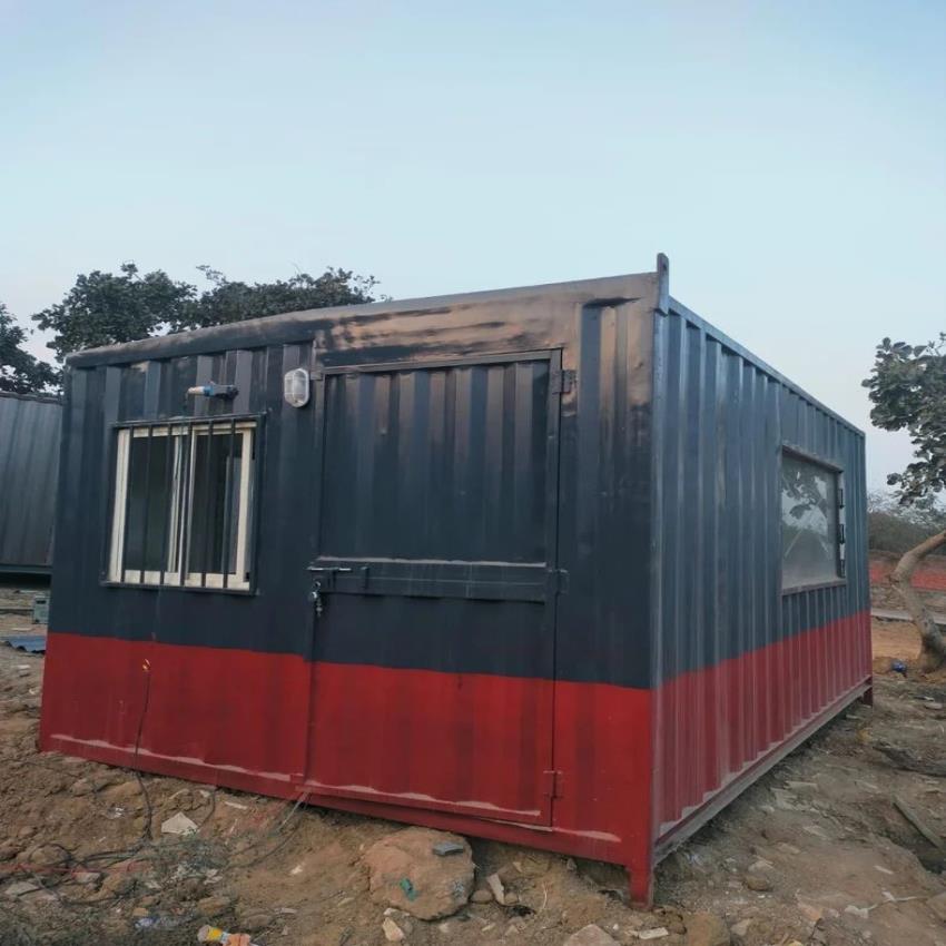 Mild Steel Rectangular Office Cabin