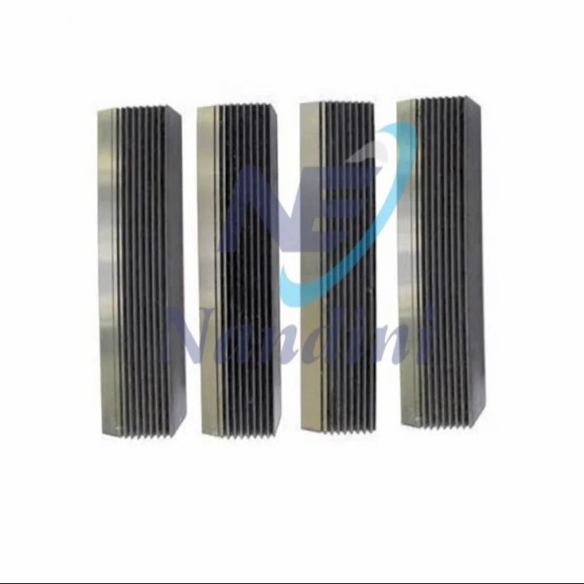 Rectangular Tangential Chasers