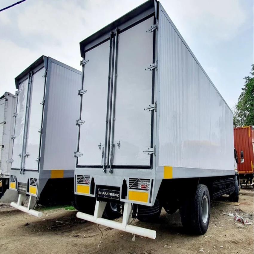 Reefer Truck Refrigerated Van