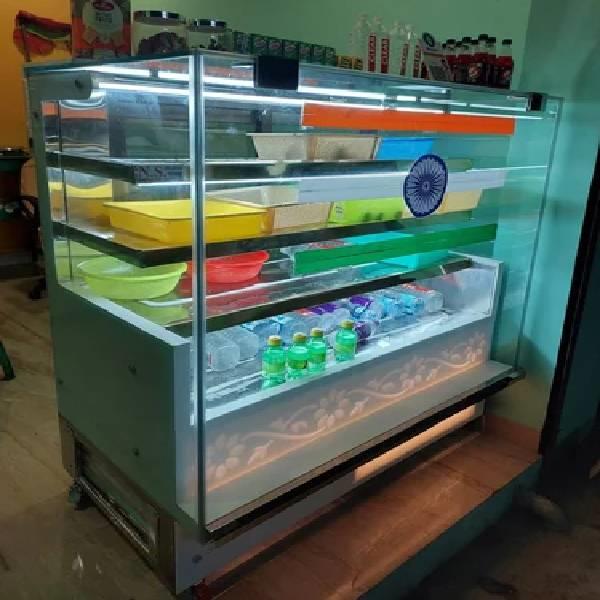 Commercial Refrigerator Display