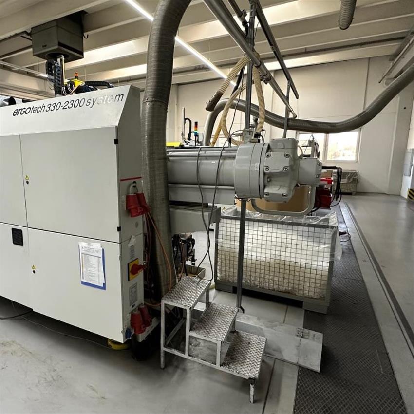 Refurbished Demag 330 Ton Injection Moulding Machine