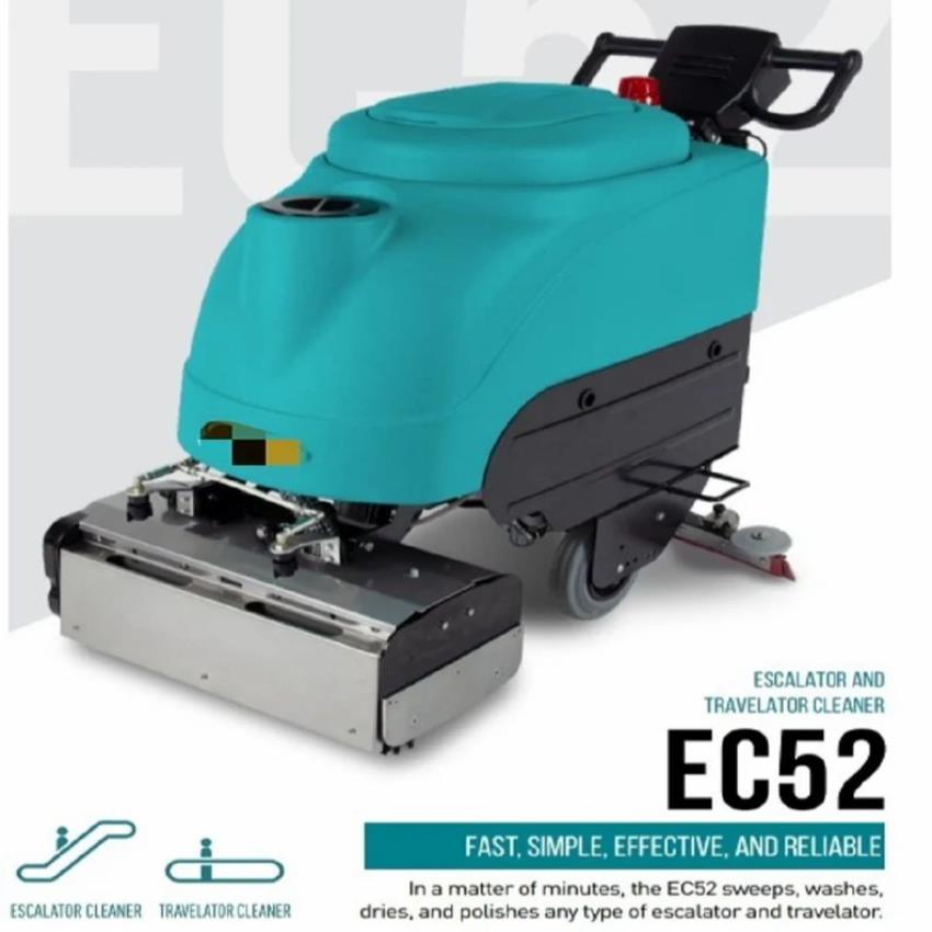 Ride-On Scrubber Dryer Machine