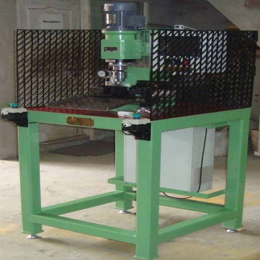 Automatic Riveting Machine