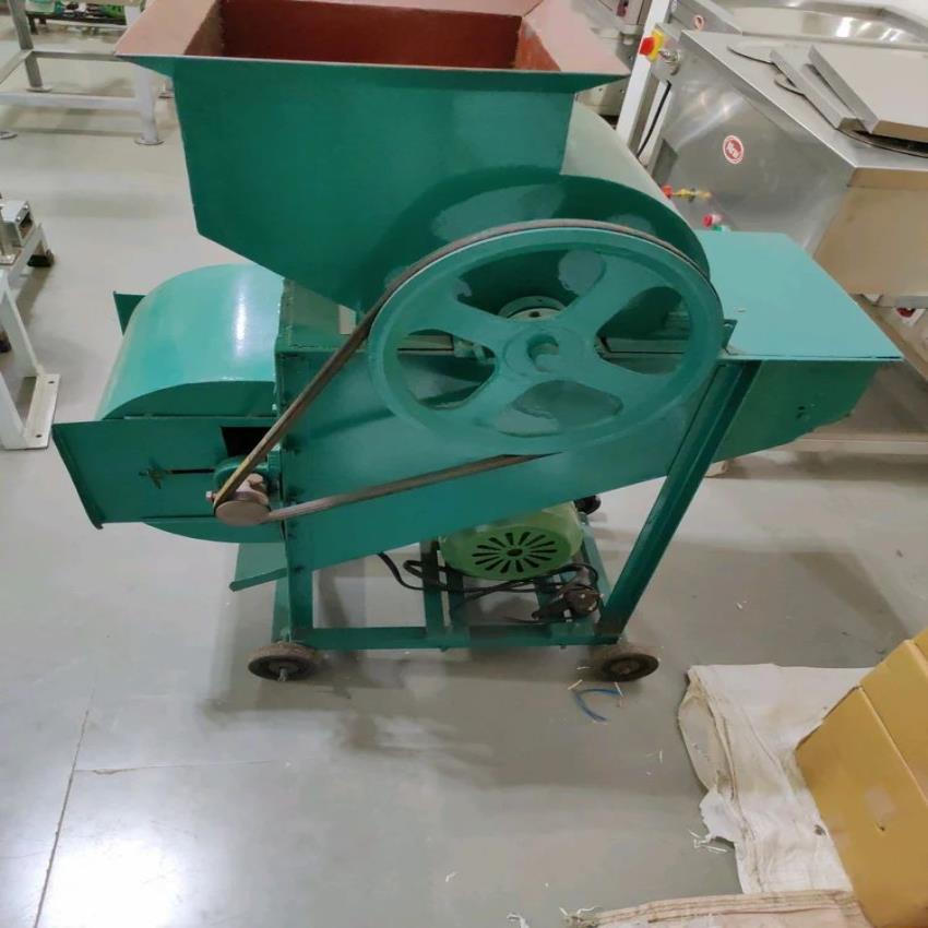 Roasted Chana Skin Peeling Machine, 200 Kg/Hr