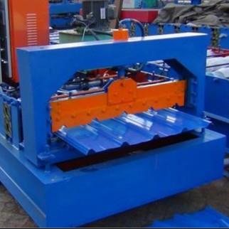 Roof PUF Panel Machine