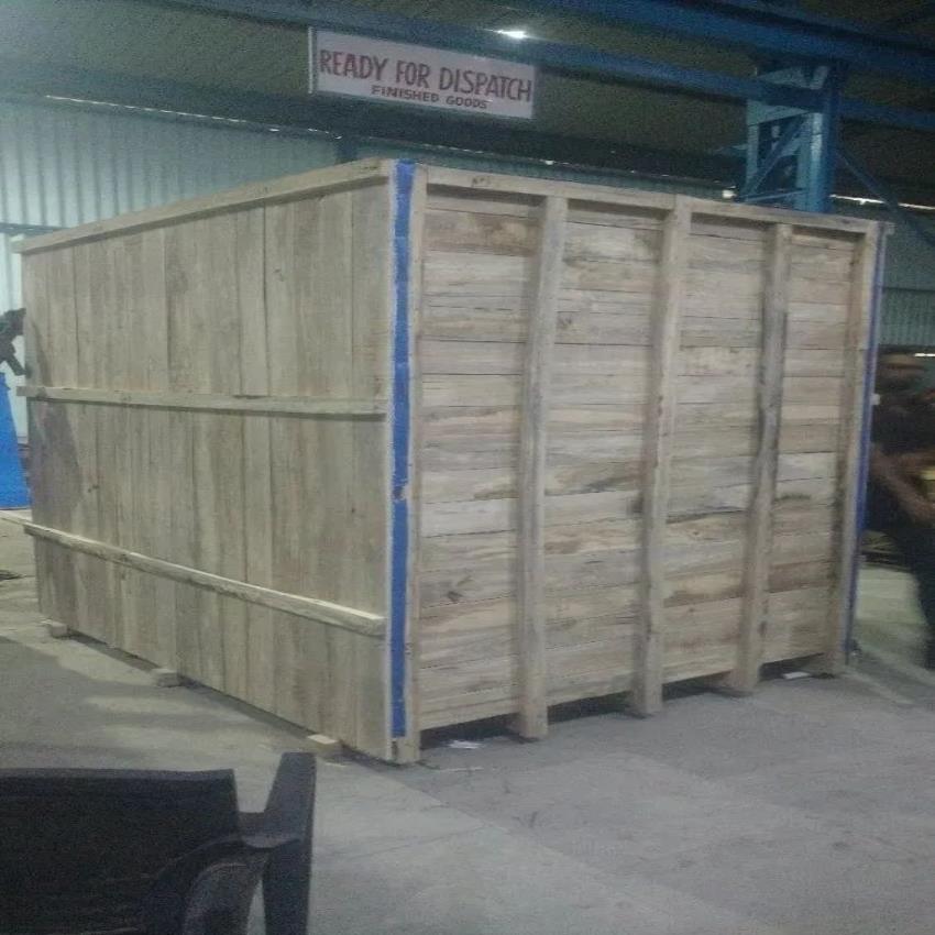 Rubber Wood Shipping Box