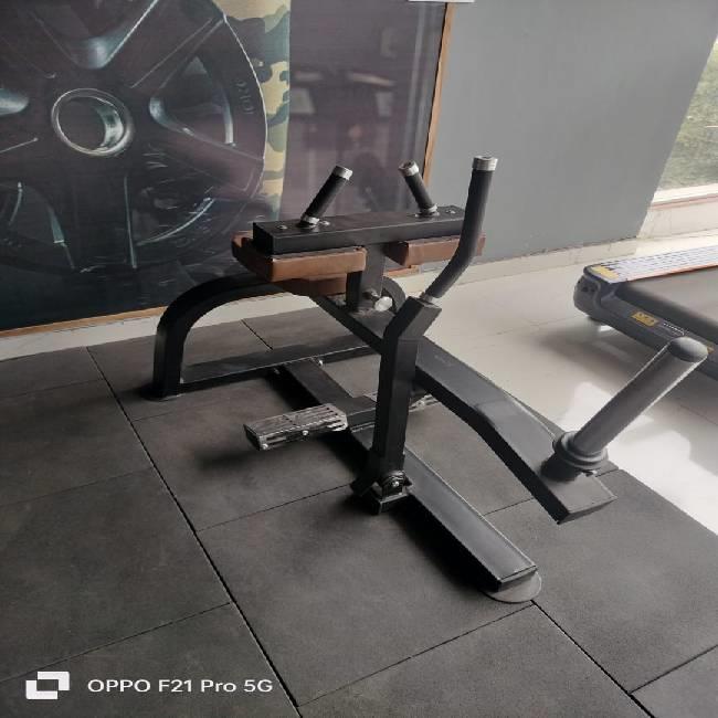 Seated Calf Workout Machine