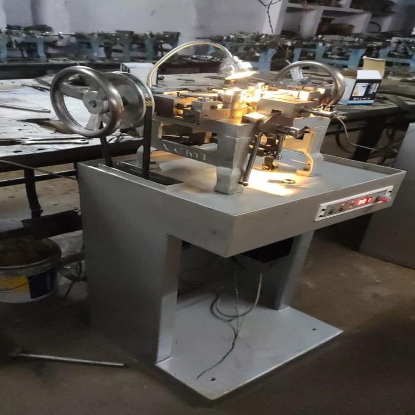 Anchor & Curb Chain Making Machine Semi-Automatic