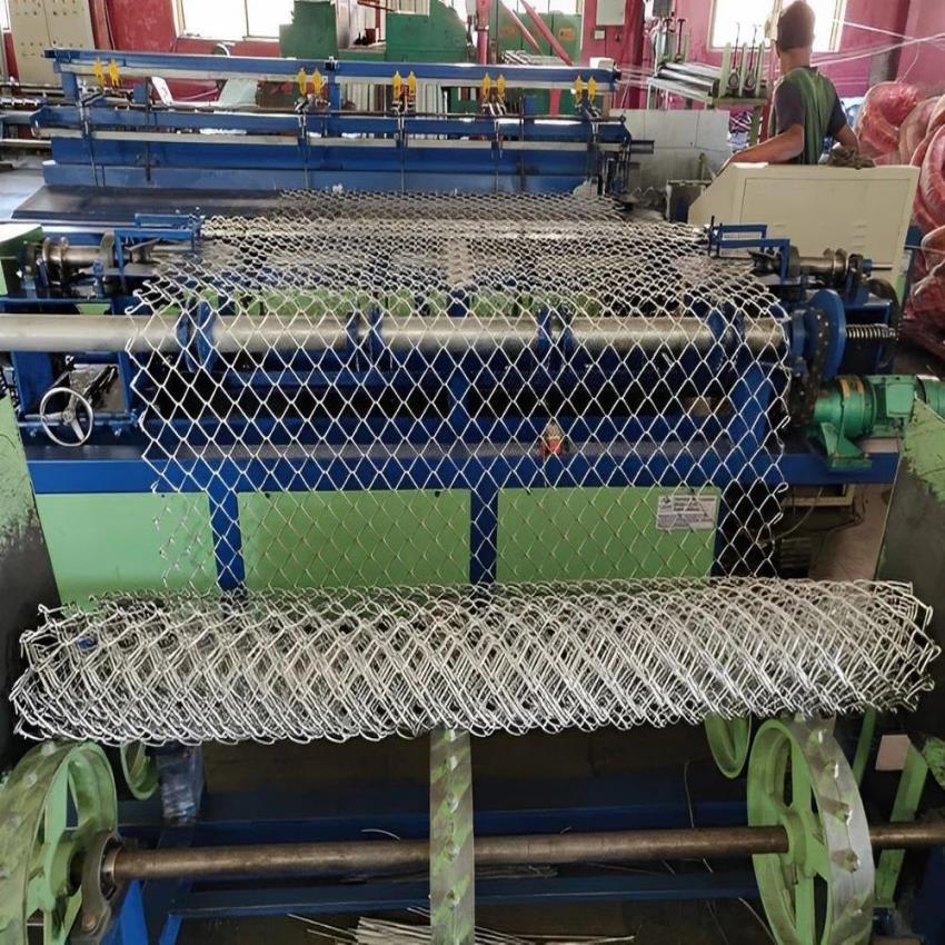 Semi Automatic Chain Link Manufacturing Machine