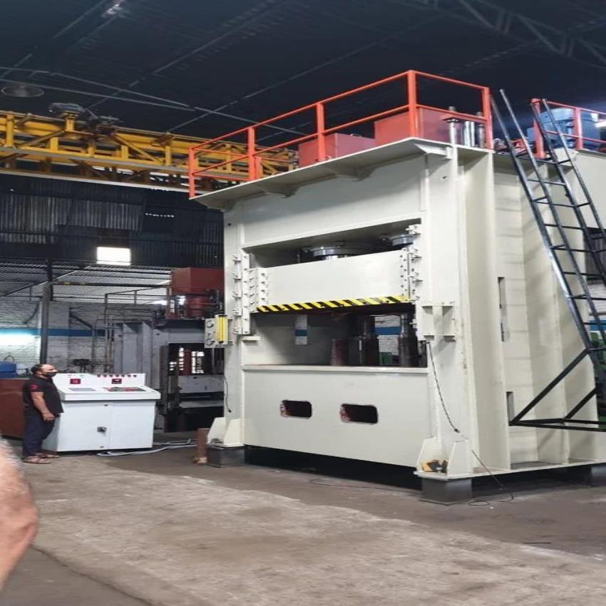 Semi-Automatic Dish End Pressing Machine (250 Ton)