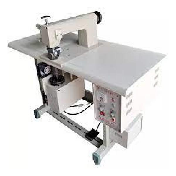 Industrial Non Woven Ultrasonic Sealing Machine