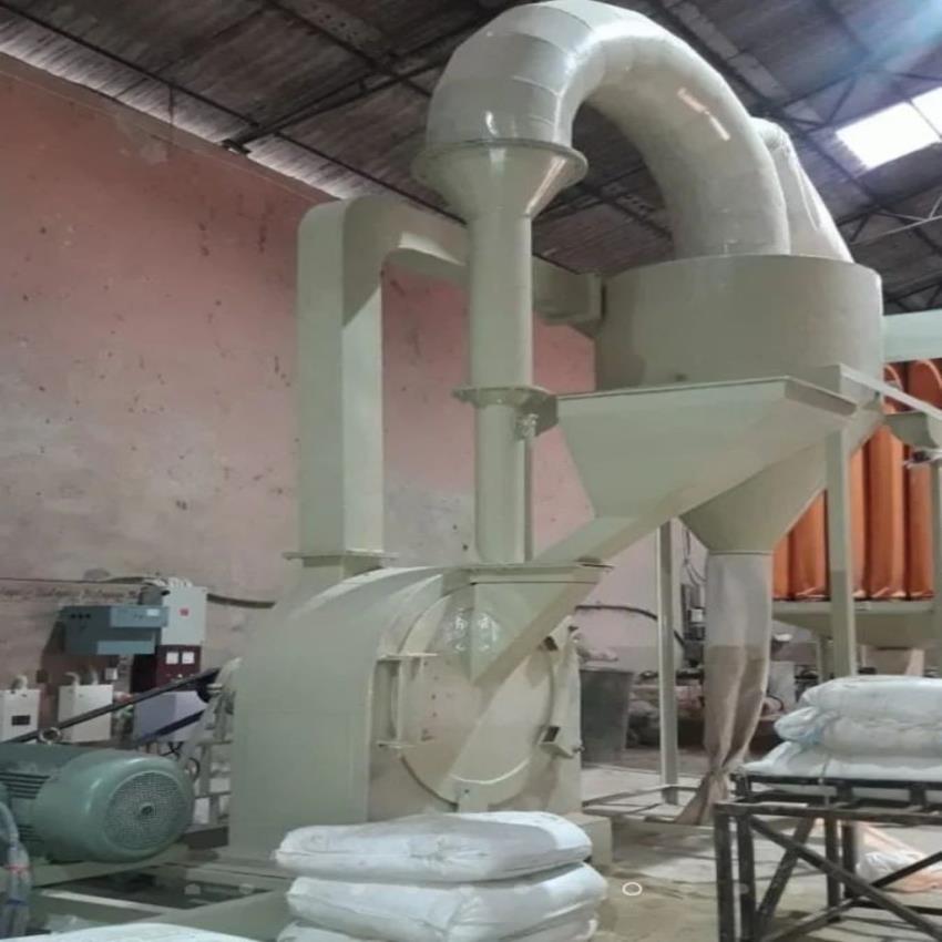 Semi-Automatic Grinding Machine