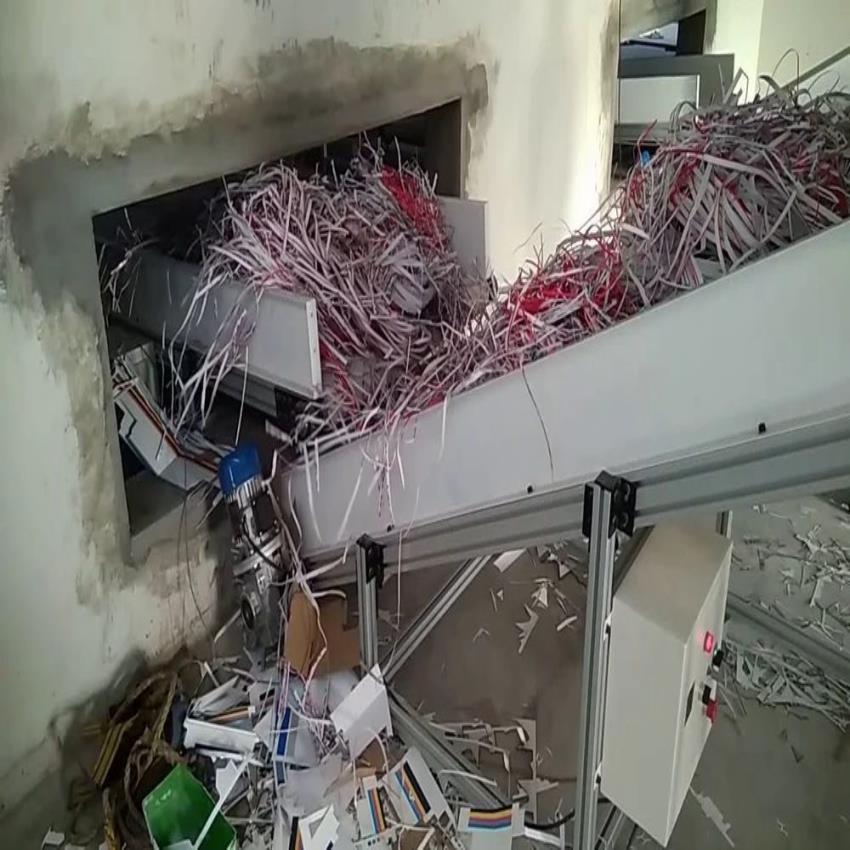 Semi-Automatic Scrap Handling Conveyor Equipment