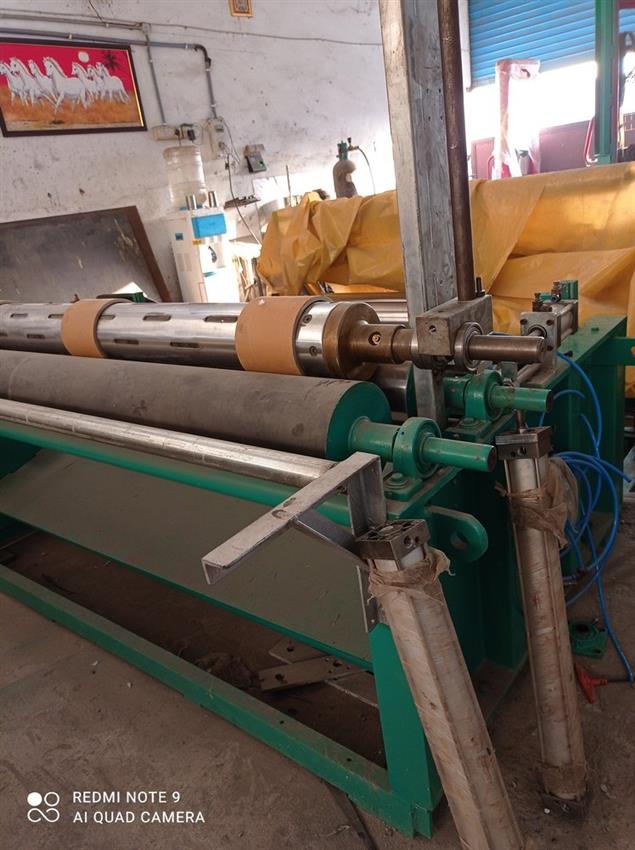 Semi Automatic Surface Slitting Machine