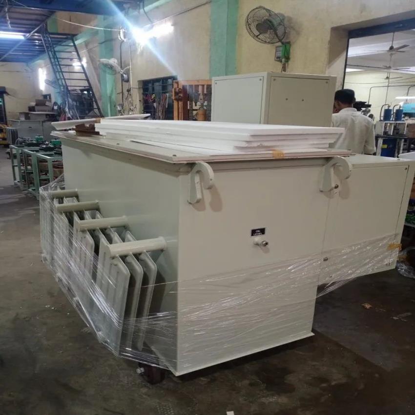 Servomak 3-Phase Digital Voltage Stabilizer (380-480V)