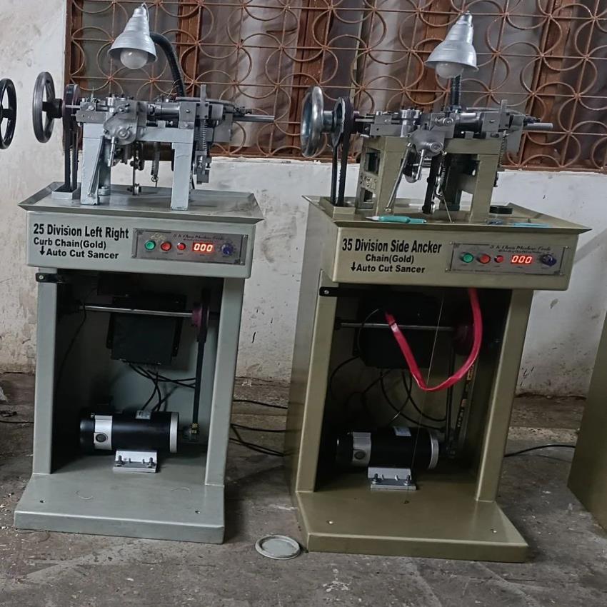 Side Anchor Chain Equipment