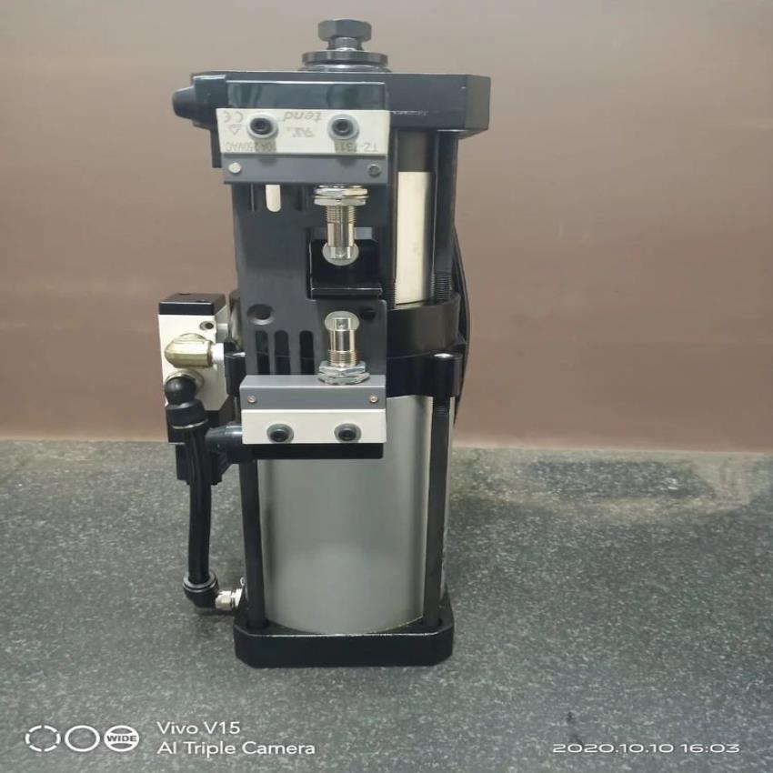 Silver Hydro Pneumatic Booster Cylinder