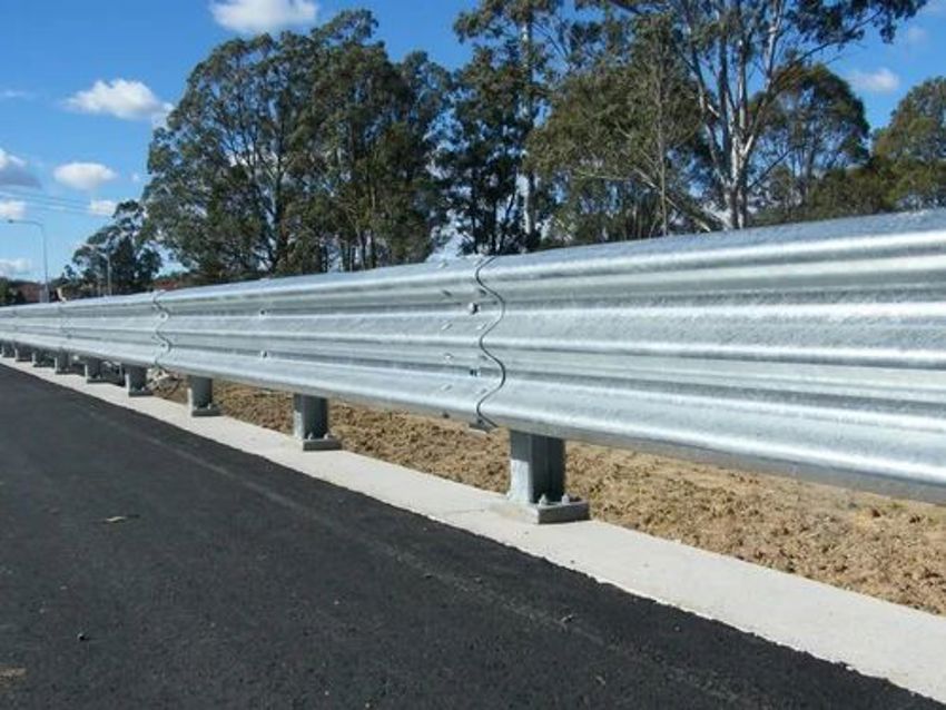 Silver Metal Road Safety Barrier, 3X5X1800 mm