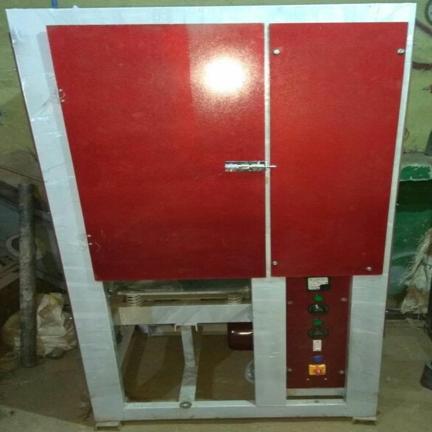 Single Die Pattal Dona Making Machine