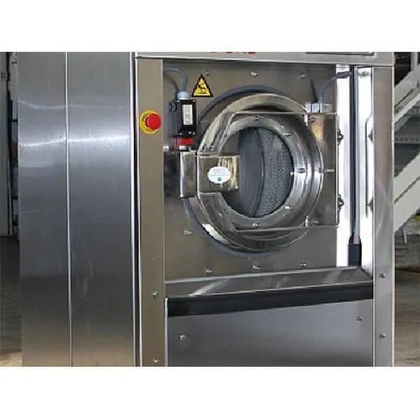 Single-Operator Laundry Machine