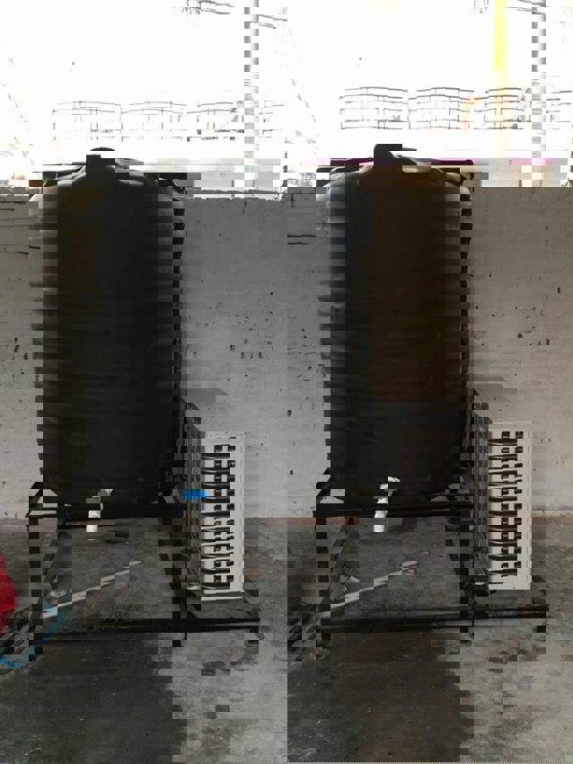 Skoda Water Cooled Industrial Machine, 1000 Lph, 2ton