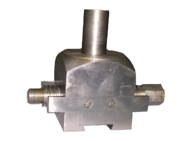Sokhi Cast Iron Fixed Base Bush Vice