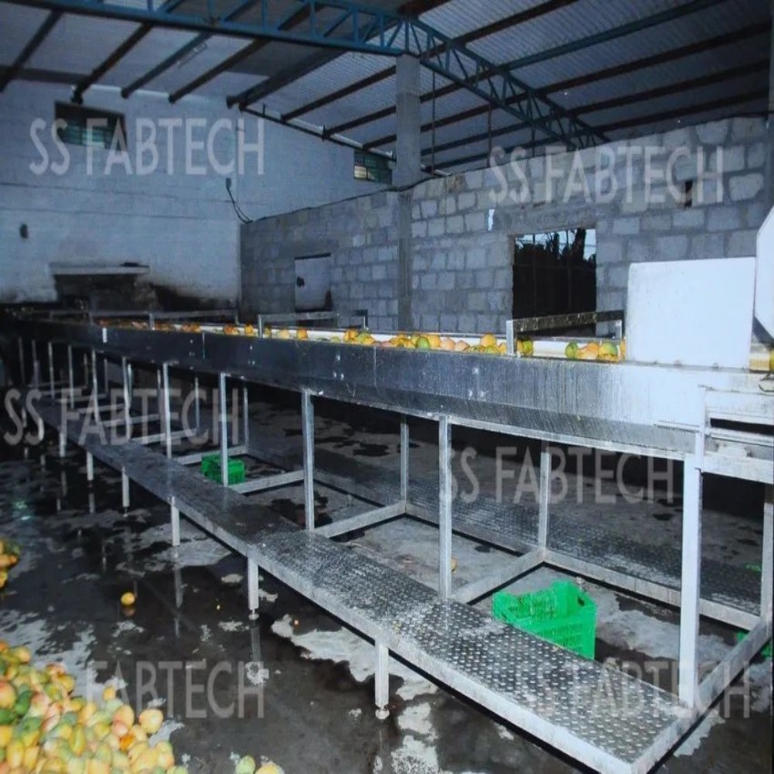 SS Fabtech Inspection Conveyor Equipment