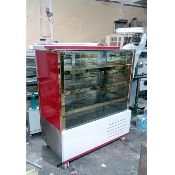 SS Sweet Display Machine