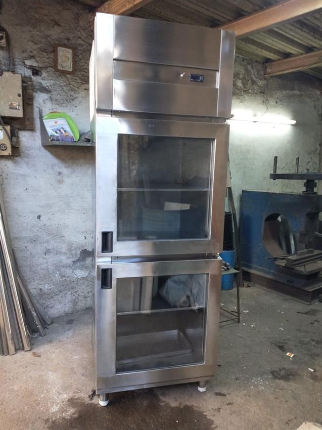 SS 304 Vertical Refrigerator, 500 Liters