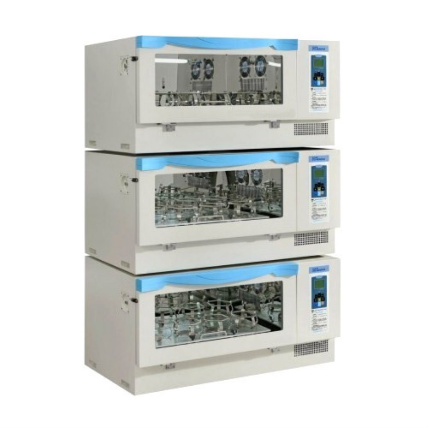 Refrigerated Incubator Shaker Machine