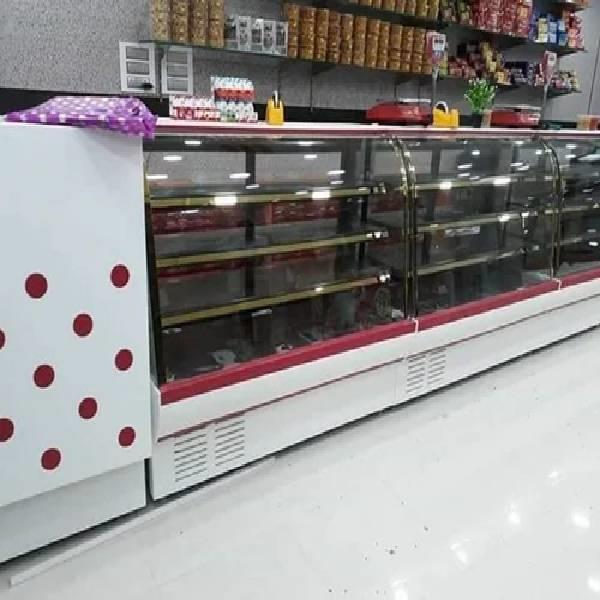 Polished Stainless Steel Glass Counter