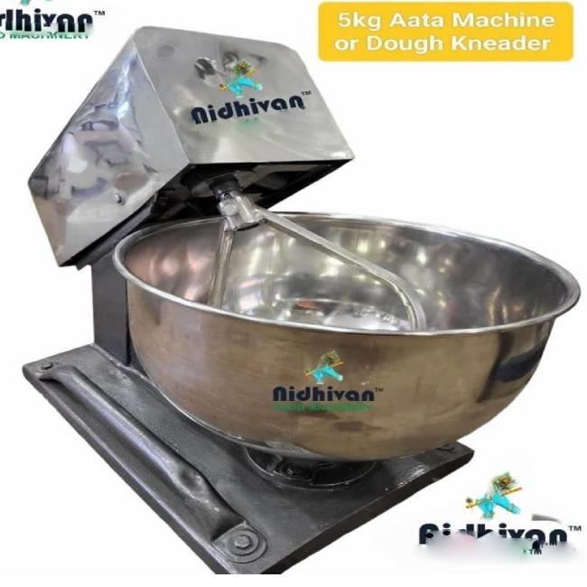 Stainless Steel Dough Mixer Machine, 20 Kg Capacity