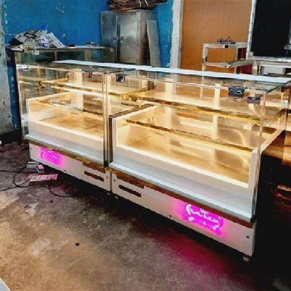 Rectangular Sweet Presentation Counter