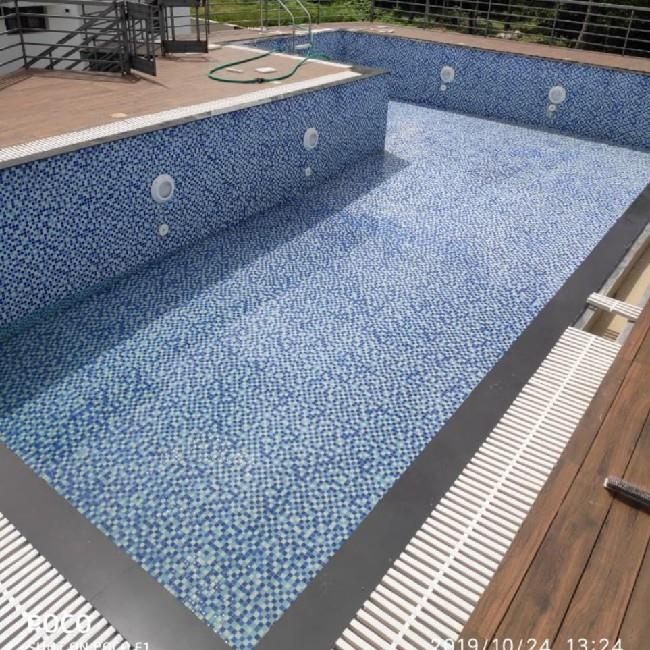 Fiberglass Rectangular Pool