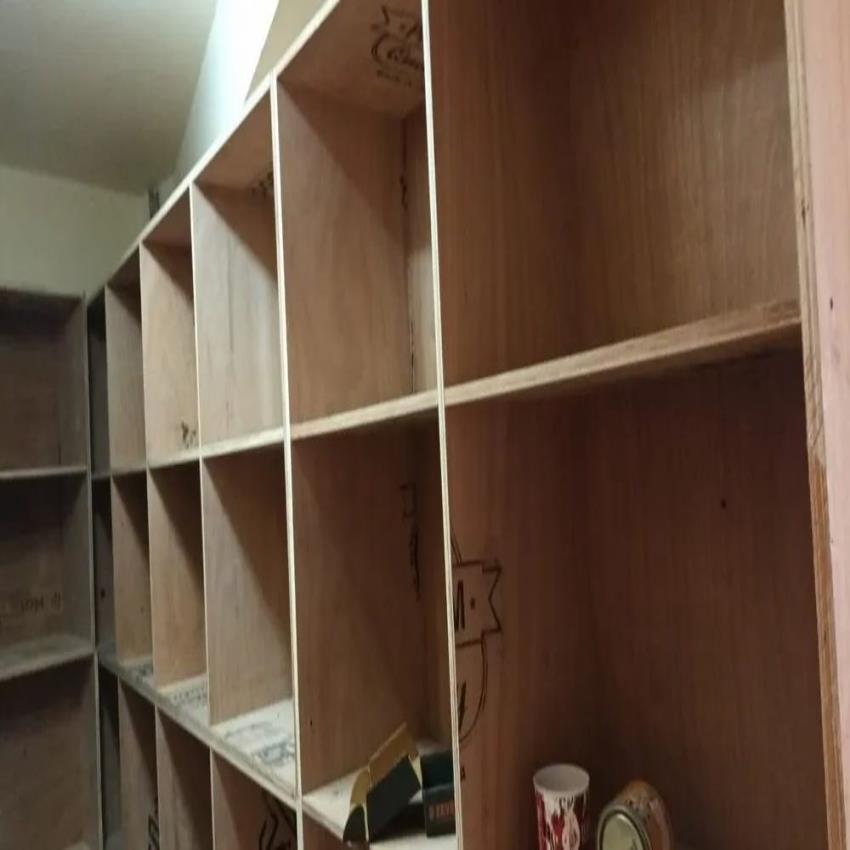 Teak Wood Shop Wall Rack